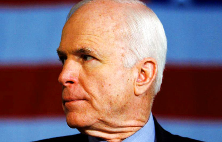Quién es John McCain