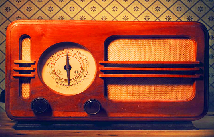Quién inventó la radio