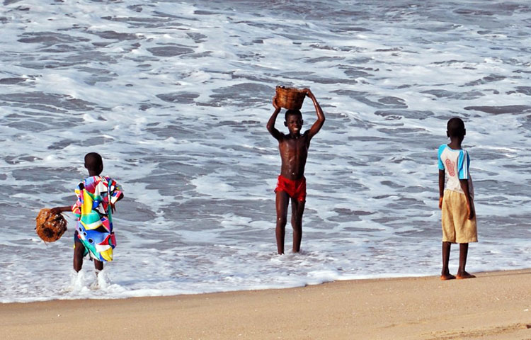 En que idiomas se habla en Ghana