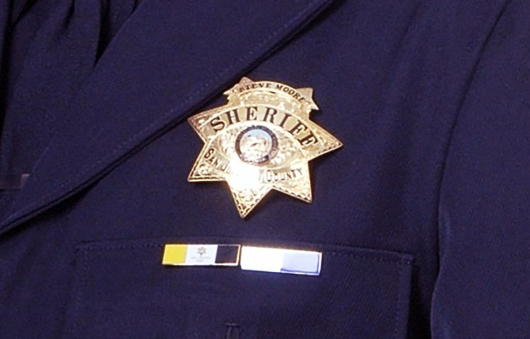 insignias de sheriff tienen forma de estrella