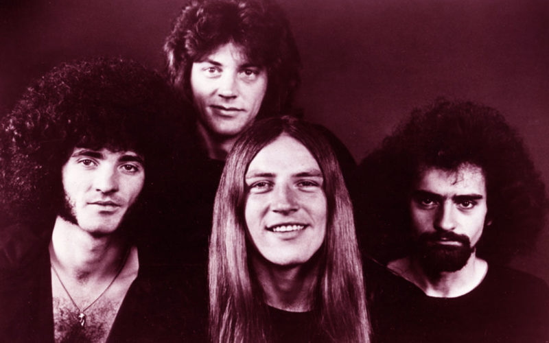 Qué estilo musical tocan Grand Funk Railroad