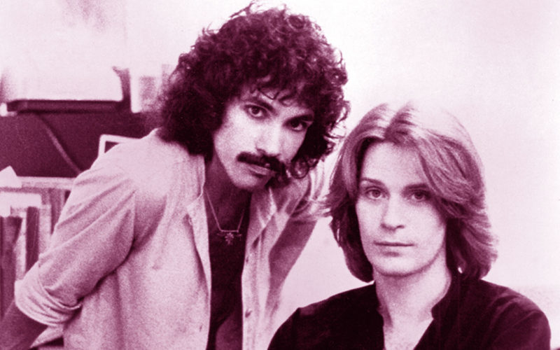 Qué estilo musical tocan Hall & Oates