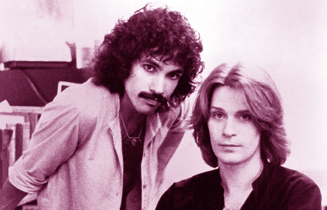 Qué estilo musical tocan Hall & Oates