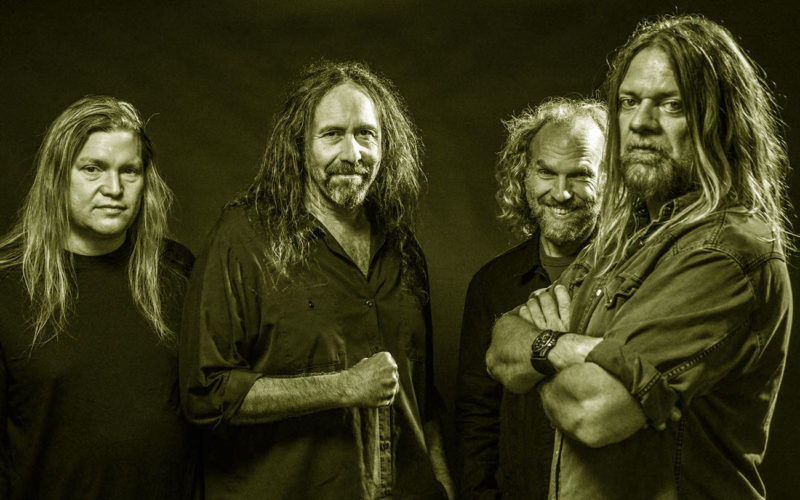 Qué estilo musical tocan Corrosion of Conformity