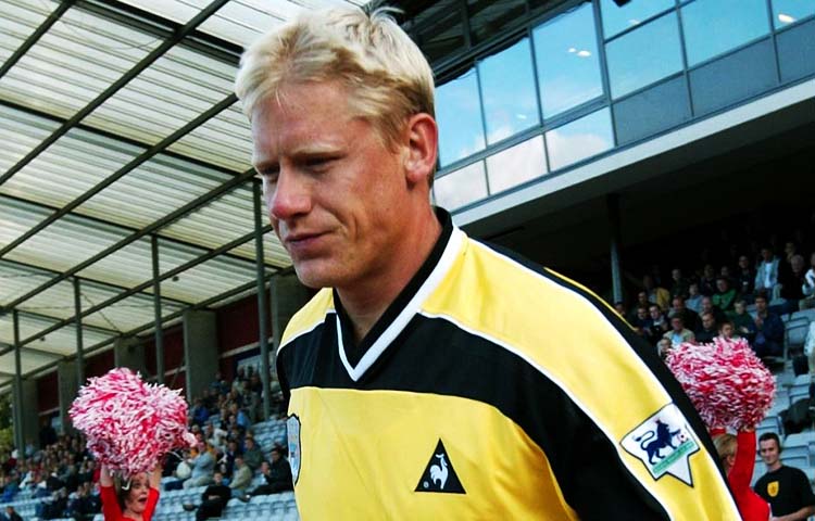 retirada de Peter Schmeichel