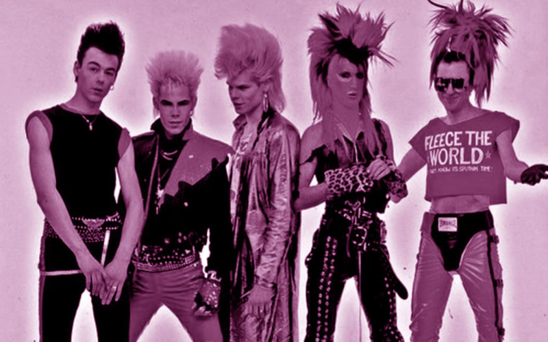 Qué estilo musical tocan Sigue Sigue Sputnik