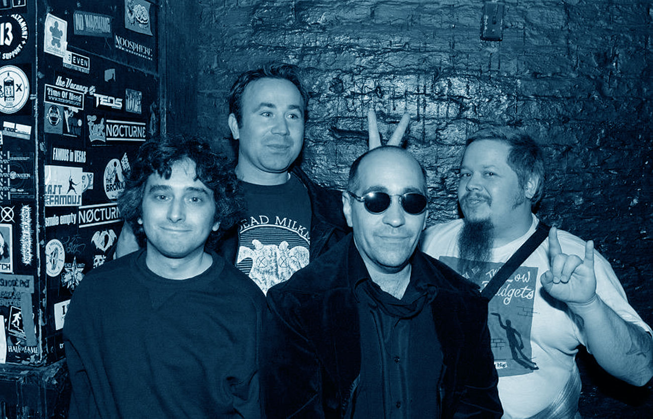 Qué estilo musical tocan The Dead Milkmen