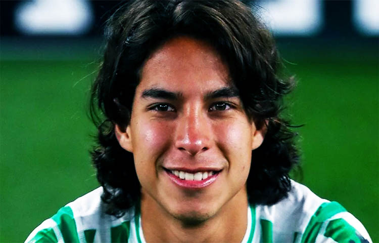 debut de Diego Lainez