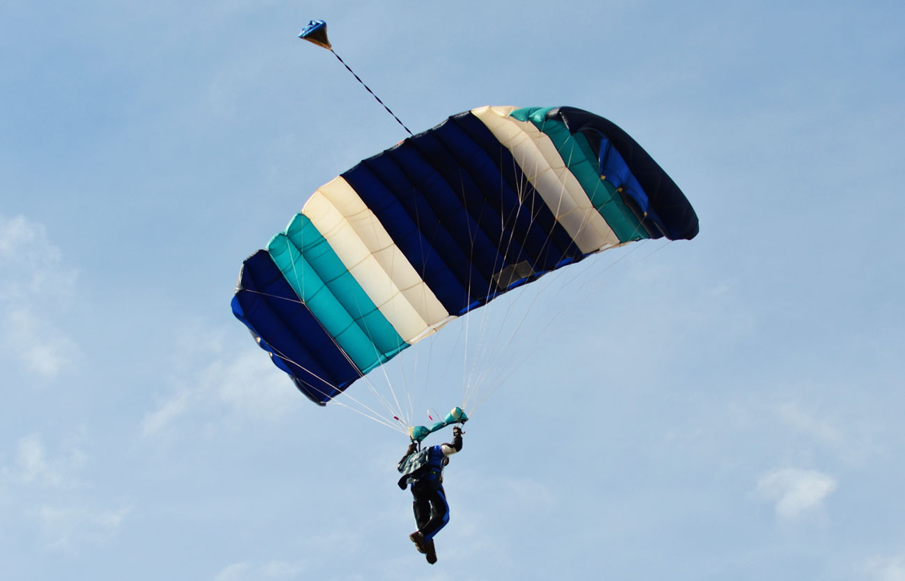 Diferencias entre el parapente y el paracaidismo