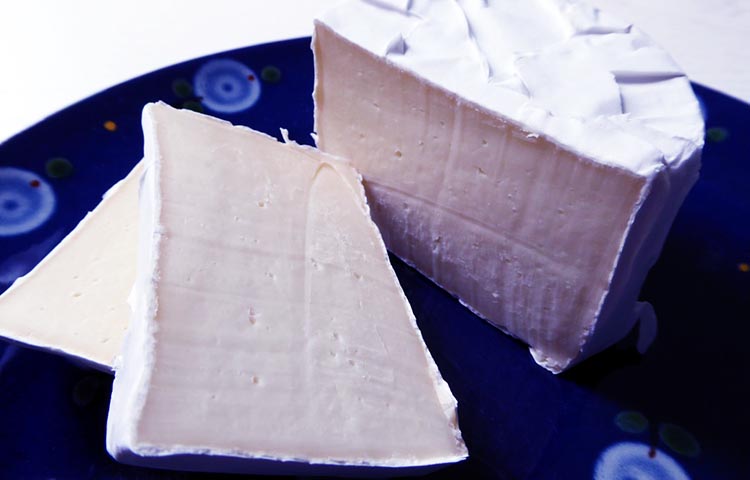 Diferencias entre queso Brie y Camembert