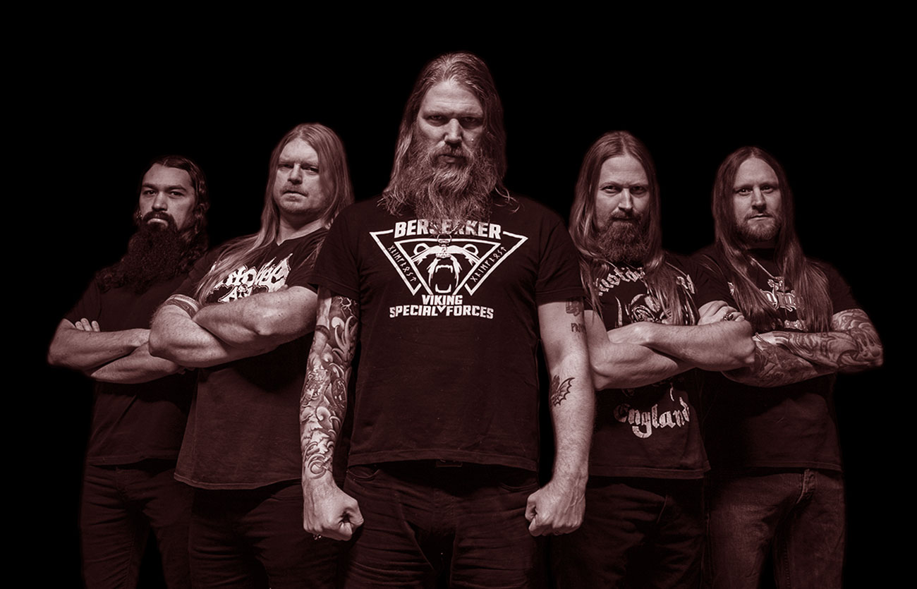 Qué estilo musical tocan Amon Amarth