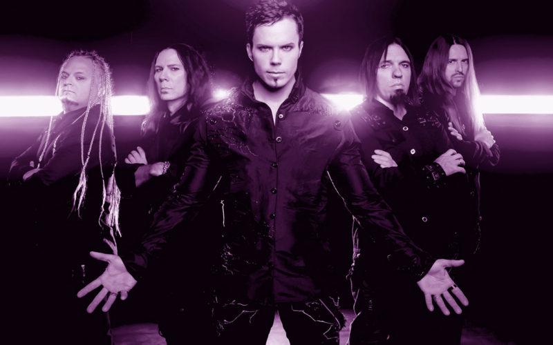 Qué estilo musical tocan Kamelot