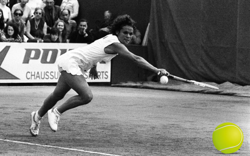 Qué tenista ganó el Torneo de Roland Garros en el año 1971