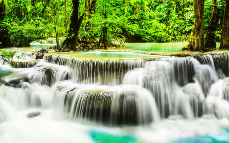 Diferencias entre agua de manantial y agua purificada