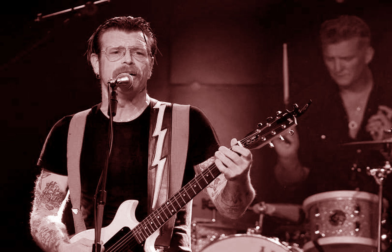 Qué estilo musical tocan Eagles of Death Metal