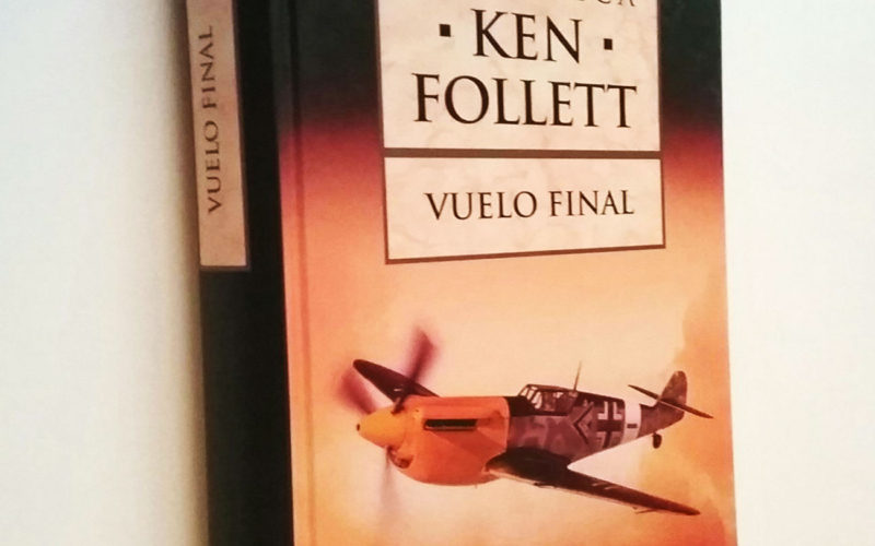 Quién es el autor de Vuelo final