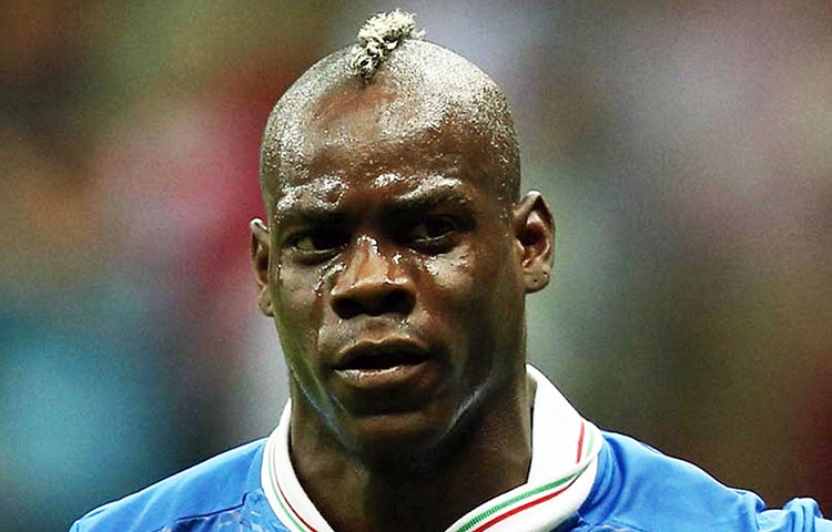 infancia de Mario Balotelli