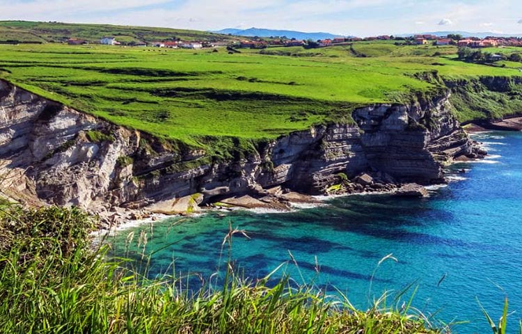 Cuántas provincias tiene Cantabria