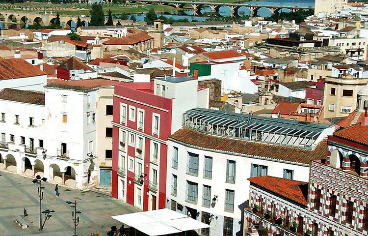 Cuántas provincias tiene Extremadura