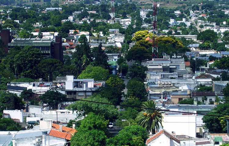 Cuántos municipios tiene el departamento de Rivera