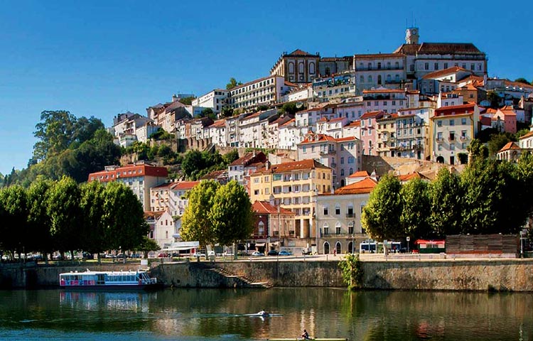 Cuántos municipios tiene el distrito de Coimbra