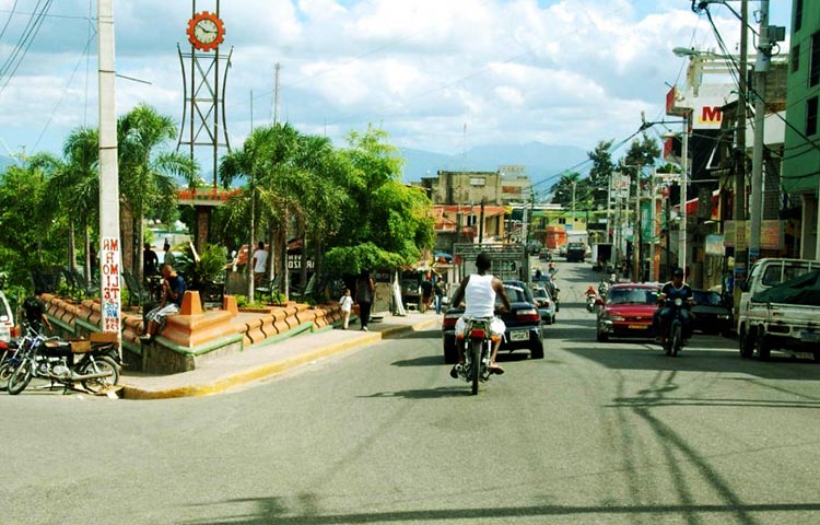 Cuántos municipios tiene la provincia de Santo Domingo