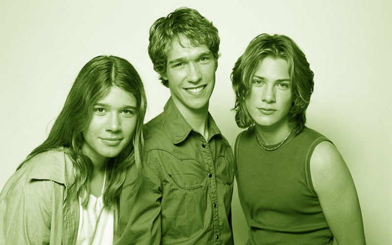 Qué estilo musical tocan Hanson