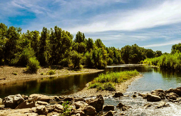 Diferencias entre río y corriente