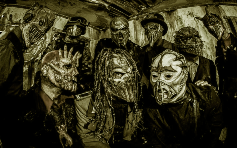 Qué estilo musical tocan Mushroomhead