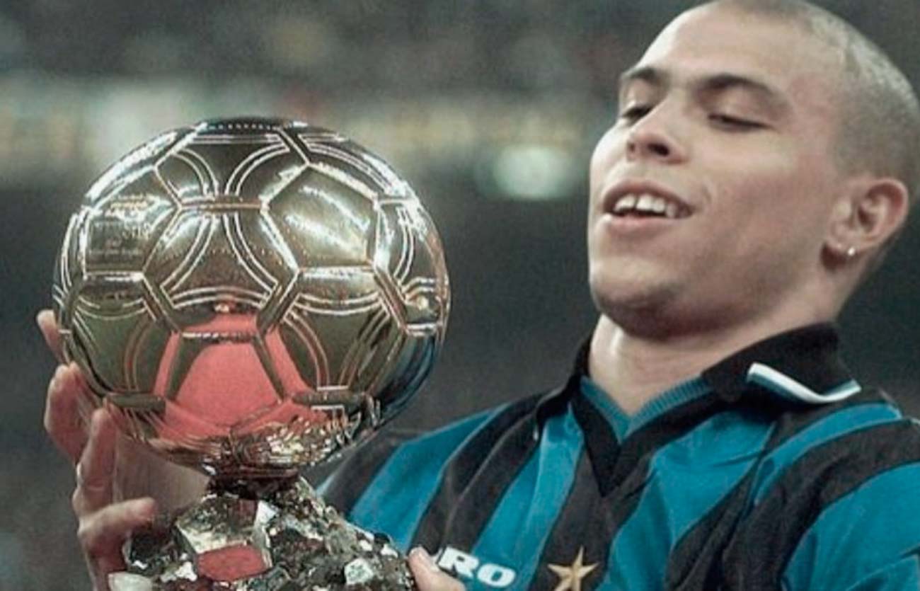 Qué futbolista ganó el Balón de Oro masculino en el año 1997