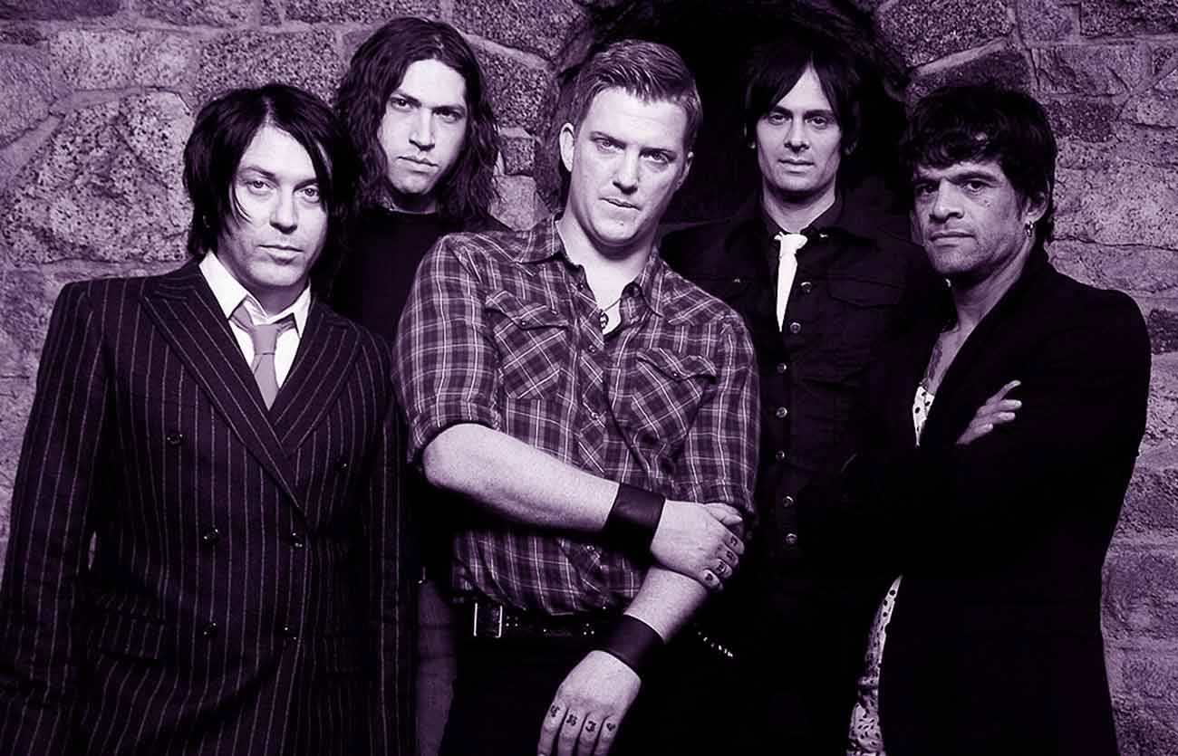 Qué estilo musical tocan Queens Of The Stone Age