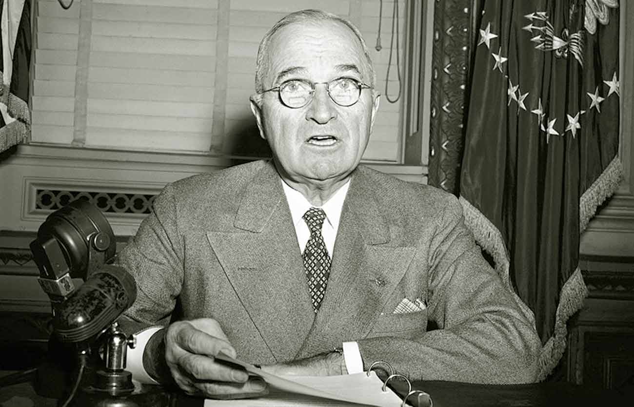 Harry s truman. Гарри Трумэн. Гарри Трумэн президент. Гарри Трумэн 33 президент США. Гарри Трумэн 1945.