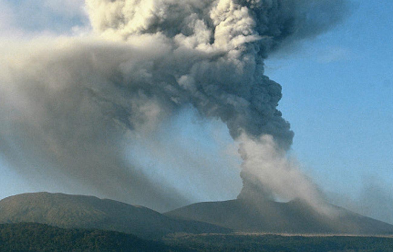 En qué país está el volcán Shinmoedake