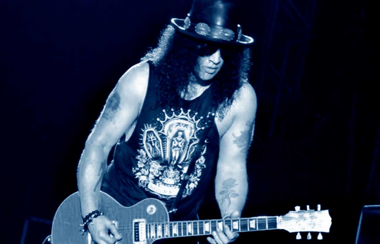 Qué estilo musical tocan Slash's Blues Ball