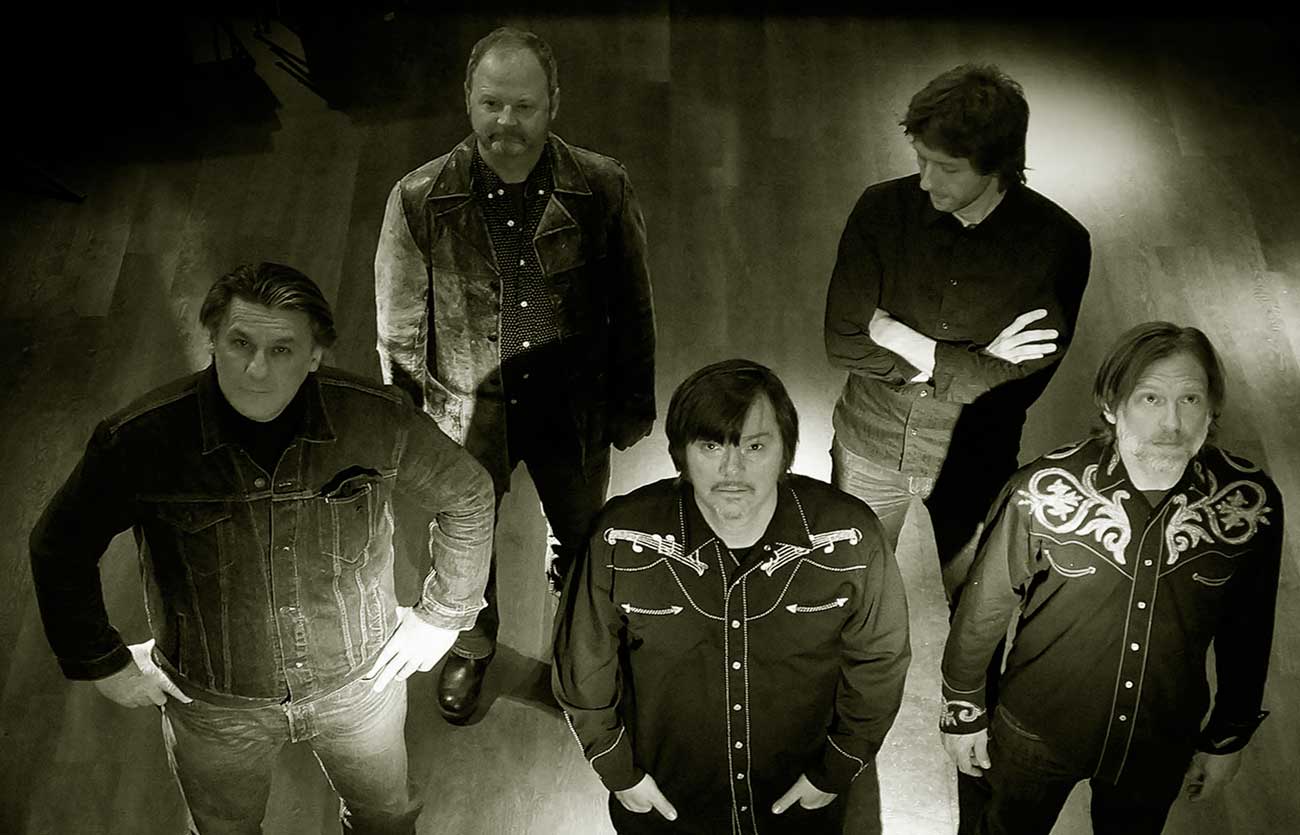 Qué estilo musical tocan Son Volt