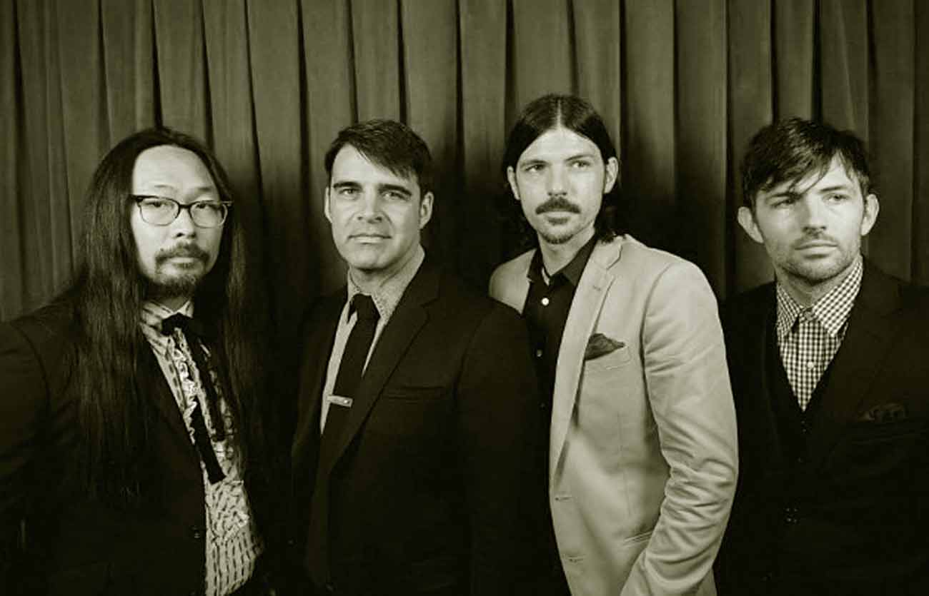 Qué estilo musical tocan The Avett Brothers