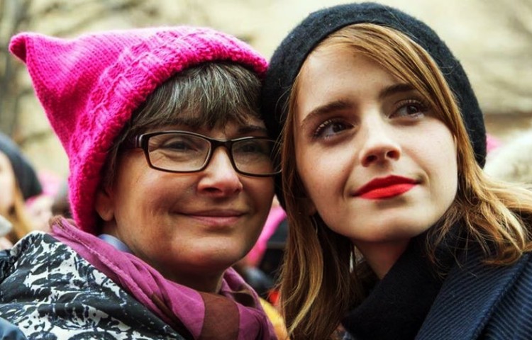 Cómo se llaman los padres de Emma Watson