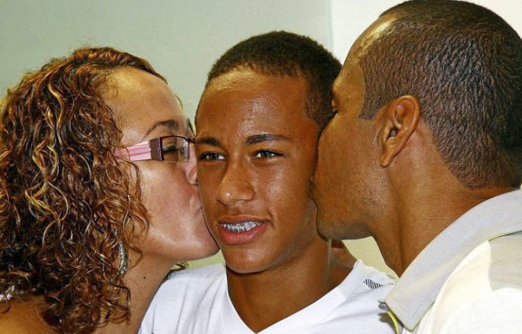 Cómo se llaman los padres de Neymar