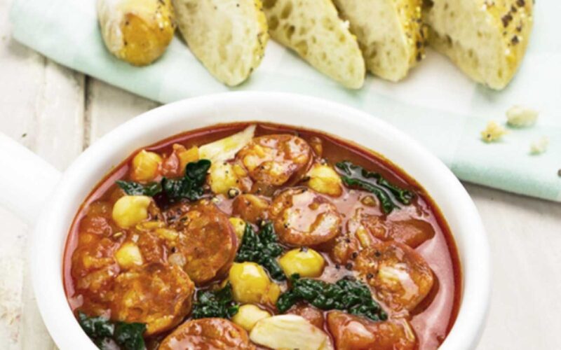 Sopa de chorizo y garbanzos