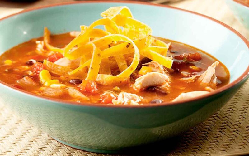 Receta: Sopa mexicana con pollo