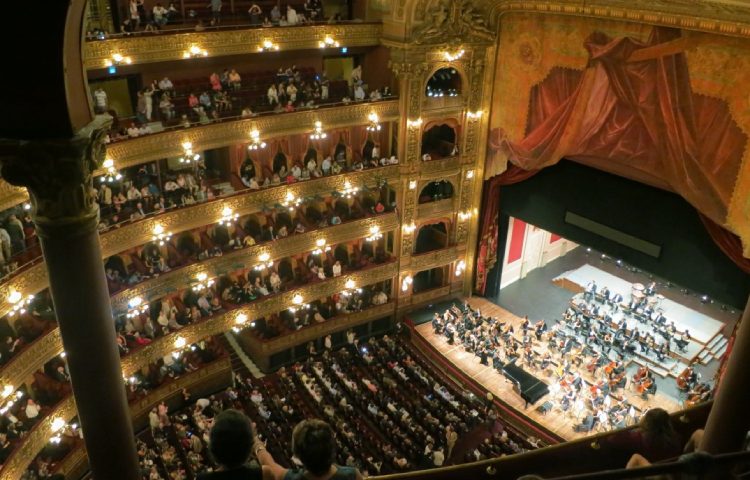 opera en teatro colon argentina