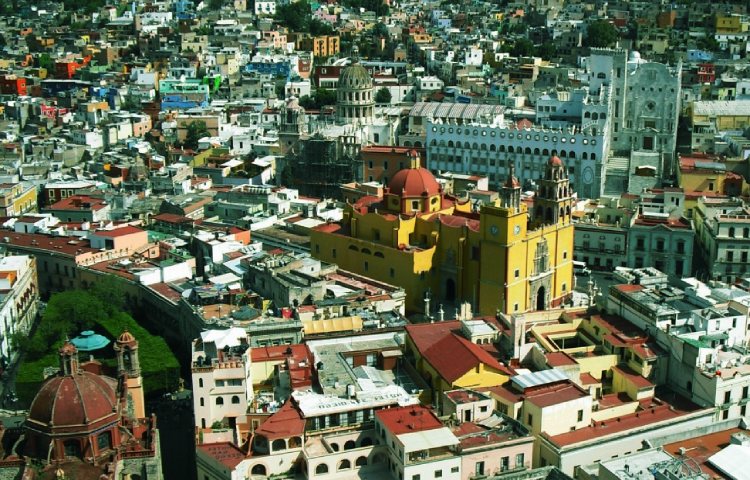 vista aerea del casco antiguo de Guanajuato mexico
