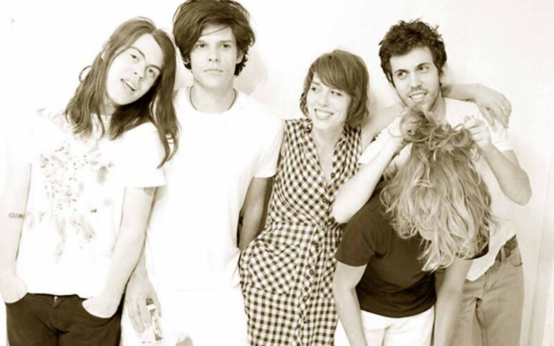 Qué estilo musical tocan Grouplove