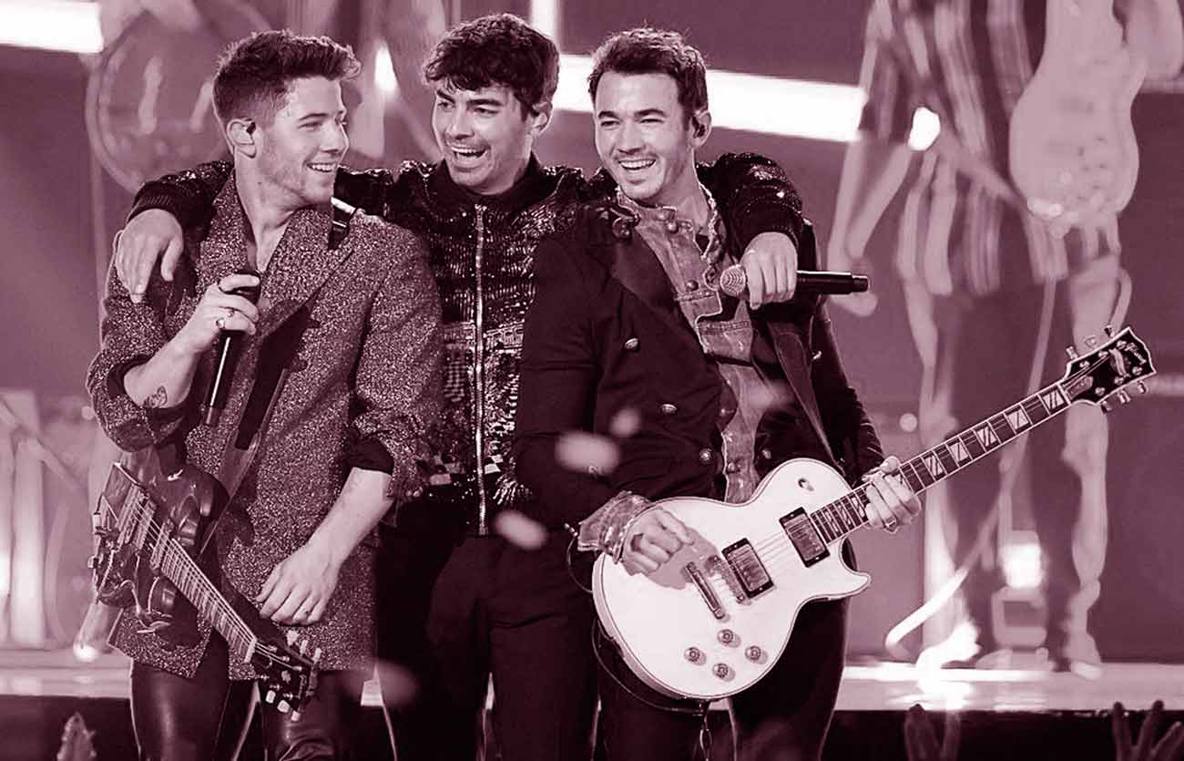 Qué estilo musical tocan Jonas Brothers