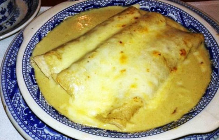 Diferencias entre enchiladas y burritos