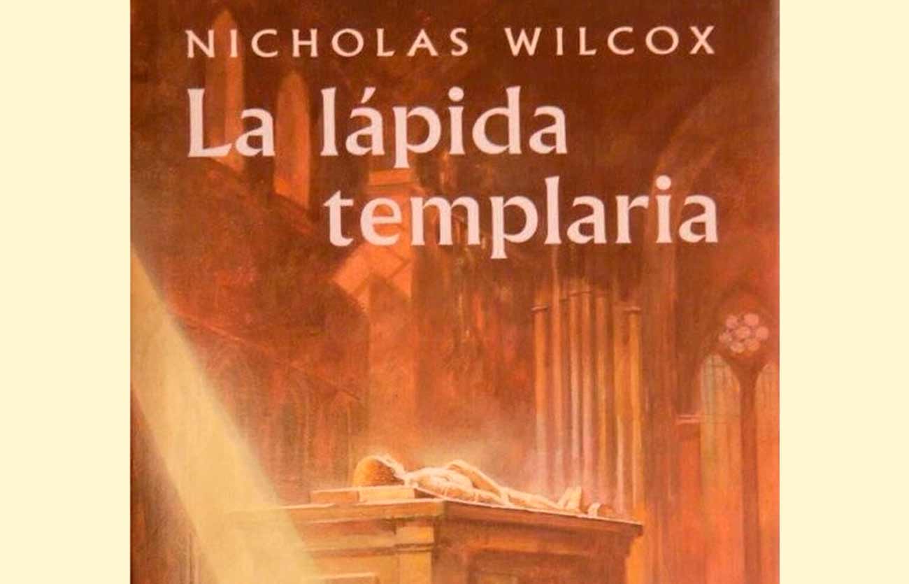 Quién es el autor de La lápida templaria