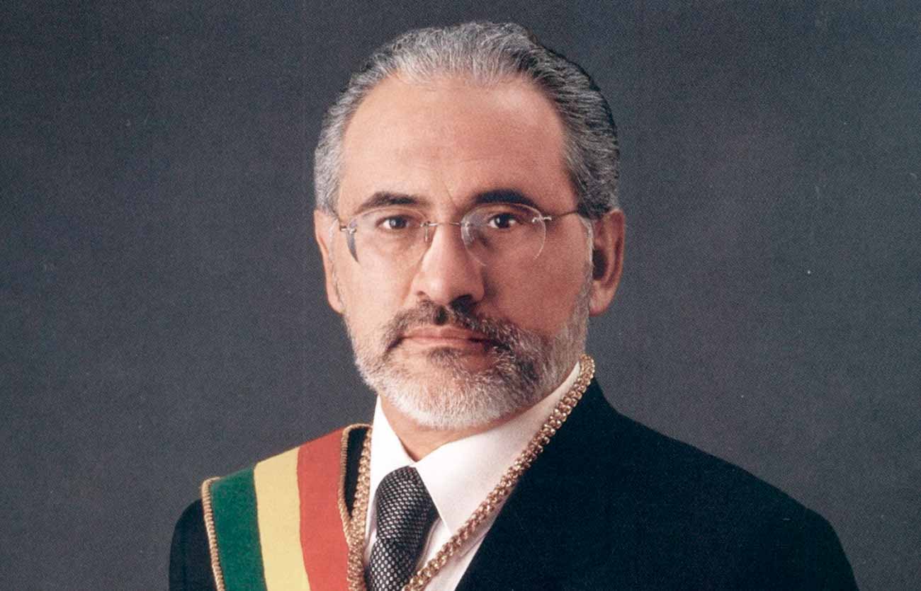 Carlos Mesa fue presidente en el año 2003