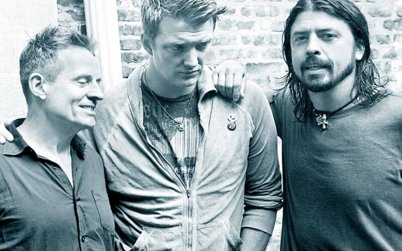 Qué estilo musical tocan Them Crooked Vultures