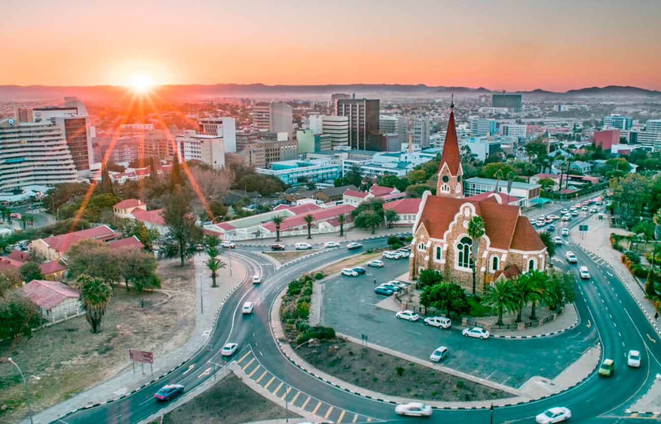 Windhoek es la capital de Namibia