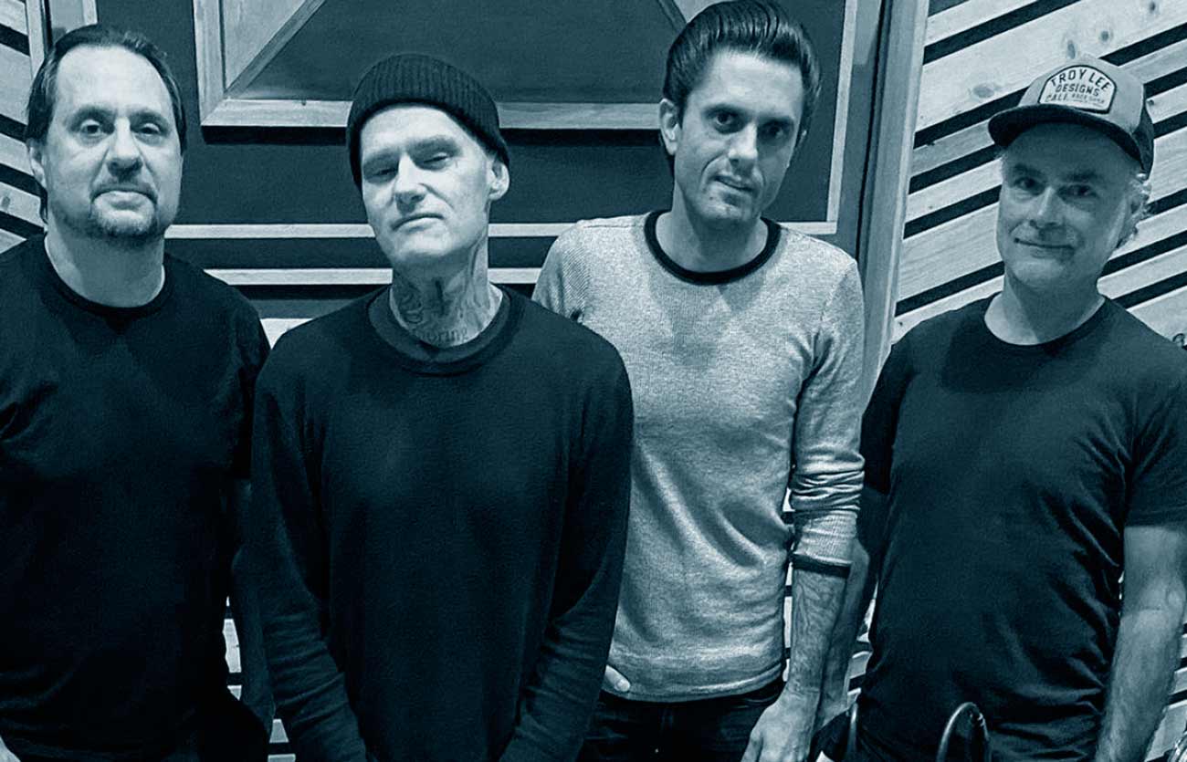 Qué estilo musical tocan Dead Cross